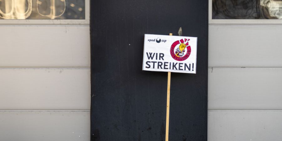 Der Winterthurer Stadtrat will weiter über die Arbeitsbedingungen bei Stadtbus Winterthur diskutieren. Ein unangekündigter Streik steht im Raum. (Archivbild)