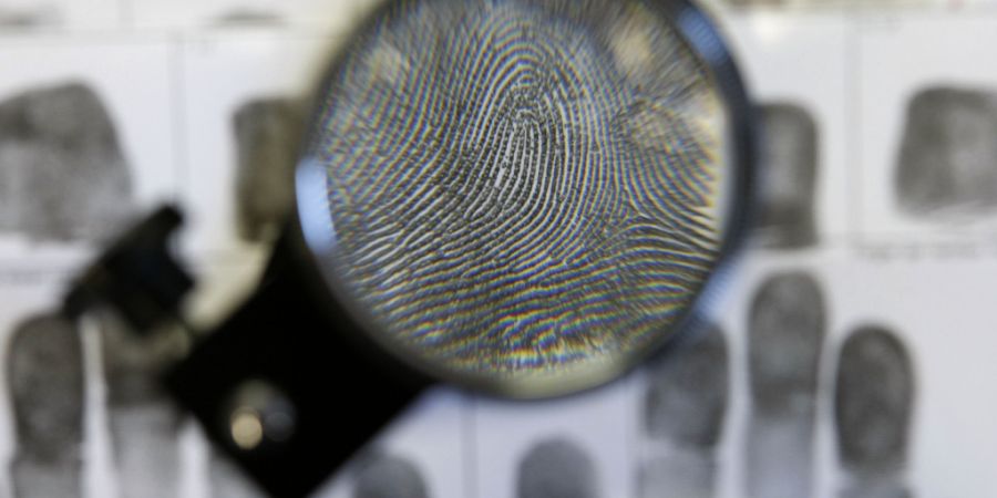 Wie in den übrigens Kantonen soll die Kriminalpolizei in Basel-Stadt künftig zur Kantonspolizei gehören. (Symbolbild)