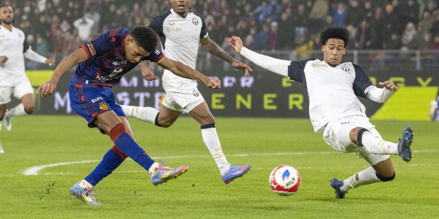 Livano Comenencia FCZ