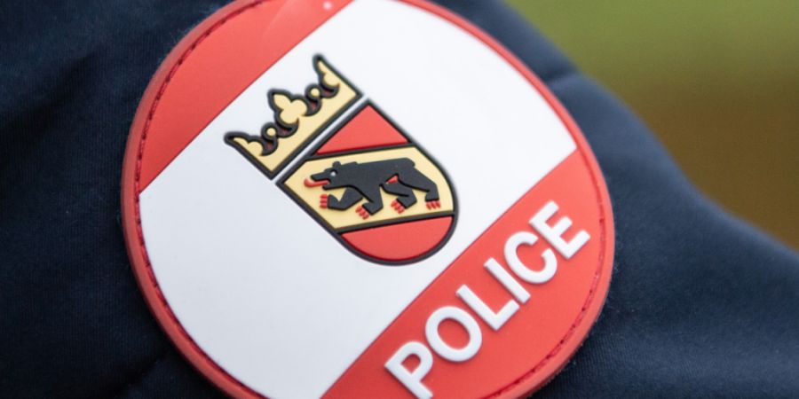 Die Berner Polizei untersucht einen Unfall auf dem Gurnigelpass. (Symbolbild)