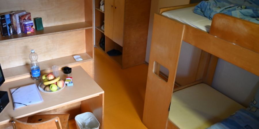 Auf engem Raum leben in der Justizvollzugsanstalt Grosshof in Kriens Häftlinge zusammen. Ein Ausbau der Zahl der Vollzugsplätze und weitere von der Regierung vorgeschlagene Massnahmen...