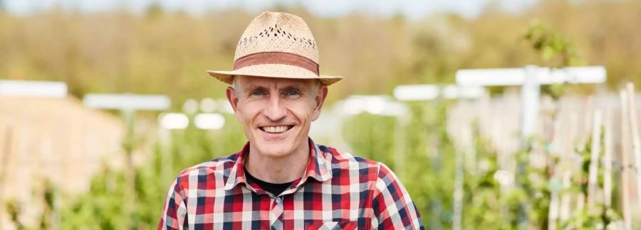 Martin Jucker ist der Besitzer der «Jucker Farm» in Seegräben ZH. 2014 wurde er mit seinem Bruder Beat als bisher einziger Bauer zum Schweizer Unternehmer des Jahres gewählt.