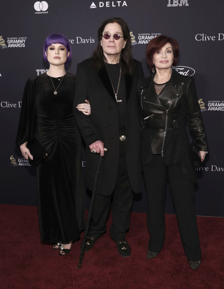 Ozzy Osbourne, der Vater von Kelly und Ehemann von Sharon, war im Juli gestorben.