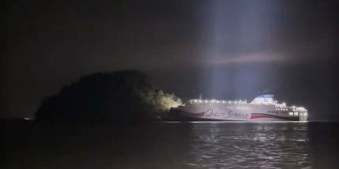 South Korea Ship Stranded