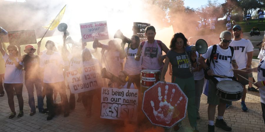 Protestierende fordern in Jerusalem