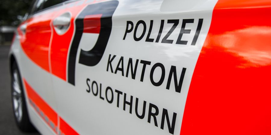 Oberbuchsiten Frontalkollision Polizeiwagen Solothurn