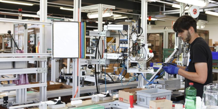 Im Kanton Aargau soll die Gewinnsteuer nicht für alle Firmen sinken. Von der letzten Senkung profitierten die Grossunternehmen. Der Regierungsrat will das Thema jedoch weiterverfolgen....