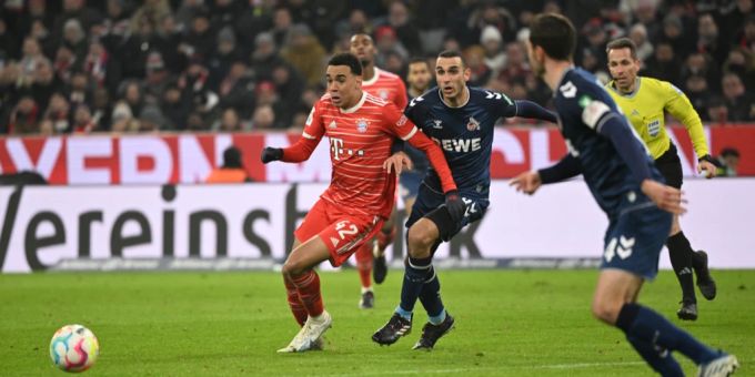 Bayern München kommt gegen Köln nicht über ein 1:1 hinaus. Bayern Yann Sommer