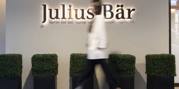 Die Julius-Bär-Gruppe hat 2022 das schwierige Marktumfeld zu spüren bekommen und einen tieferen Gewinn als im Vorjahr erzielt. (Archivbild) Die Julius-Bär-Gruppe hat 2022 das schwierige Marktumfeld zu spüren bekommen und einen tieferen Gewinn als im Vorjahr erzielt. (Archivbild)