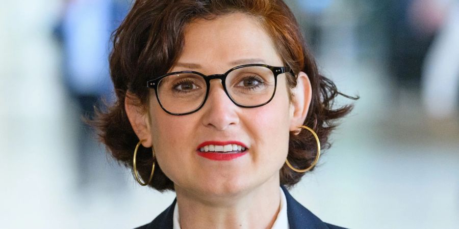 Ferda Ataman fordert eine Reform des Entgelttransparenzgesetzes.