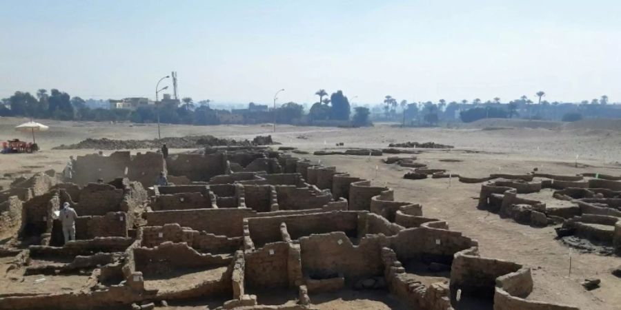 Archäologen legen grösste jemals entdeckte antike Stadt in Ägypten frei