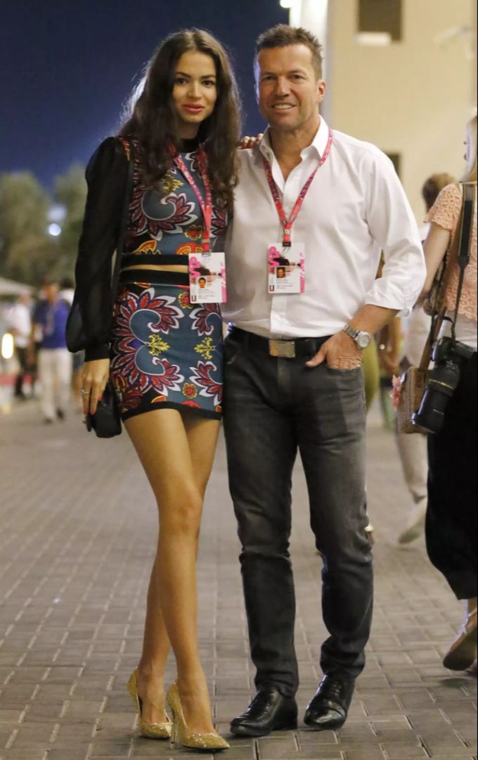 Seit 2014 ist Lothar Matthäus mit Anastasia verheiratet. Es ist seine fünfte Ehe. Lothar Matthäus