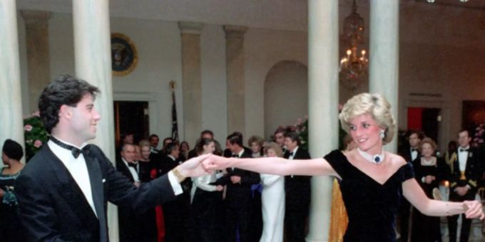 John Travolta tanzte mit der verstorbenen Prinzessin Diana. john travolta