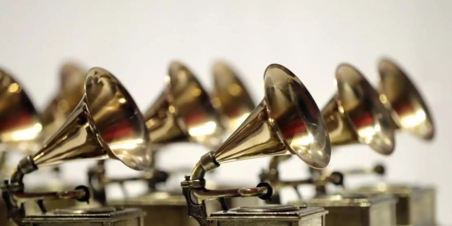 Bei den Grammy Awards sind in diesem Jahr auch Taylor Swift, Billie Eilish und Cardi B mit von der Partie. Foto: Julio Cortez/AP/dpa