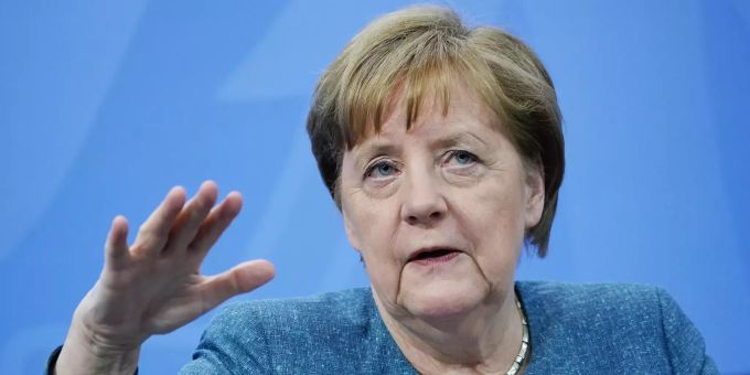 26.04.2021, Berlin: Bundeskanzlerin Angela Merkel (CDU) spricht bei der Pressekonferenz nach dem Impfgipfel im Kanzleramt. Die Bundesregierung hat mit den Länderchefs über die Impfsituation beraten. Foto: Michael Kappeler/dpa-pool/dpa +++ dpa-Bildfunk +++ Coronavirus - Impfgipfel