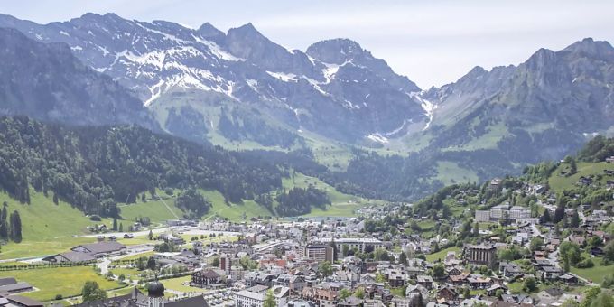 Gemeinde - Gemeinde Engelberg bietet Neophytensäcke an