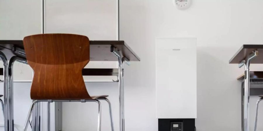 Schulen mussten während der Corona-Pandemie immer wieder geschlossen werden. Foto: Julian Stratenschulte/dpa