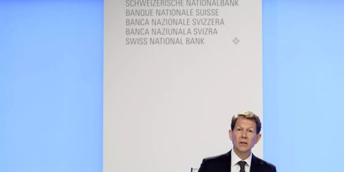 Fritz Zurbrügg warnt vor Risiken an den Hypothekar- und Immoblilienmärkten. Fritz Zurbrügg