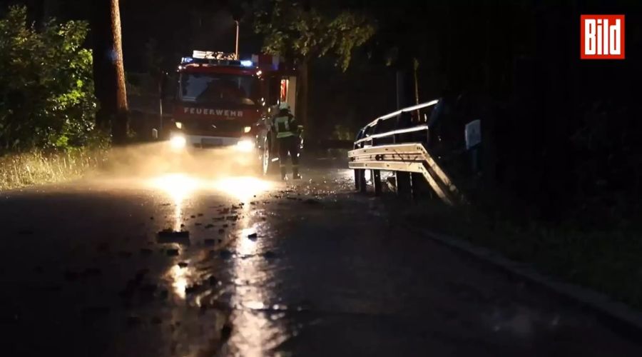 Am Dienstagabend konnte der vermisste Polizist nicht gefunden werden, die Suche ging auch am Mittwoch weiter.