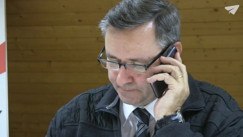 be-svp-telefon-telefongesprach