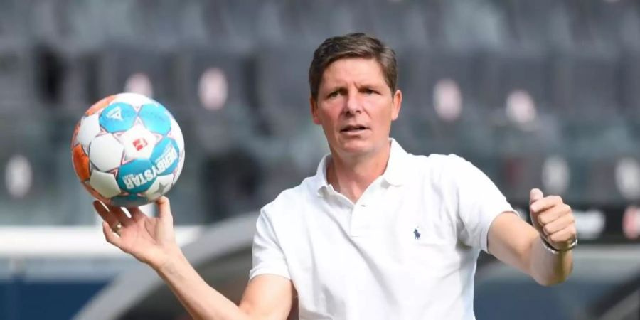Fehlt Eintracht Frankfurt beim Europa-League-Auftakt: Trainer Oliver Glasner. Foto: Arne Dedert/dpa