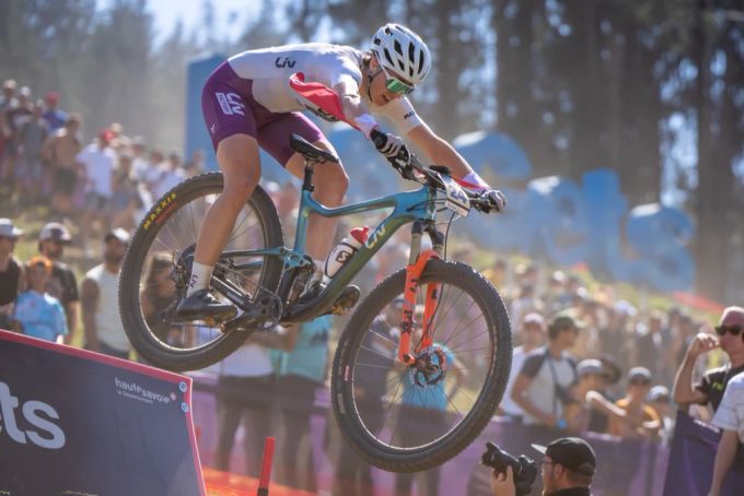 Linda Indergand ist die Gesamtsiegerin beim Swiss Bike Cup. Swiss Bike Cup Indergand