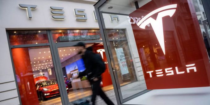Dass Tesla Kapital benötigen würde, wurde von Analysten bereits früher vermutet. Tesla Kapital