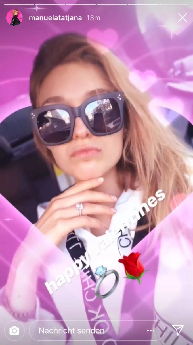 Topmodel Manuela Frey trägt seit heute einen funkelnden Ring am Finger.