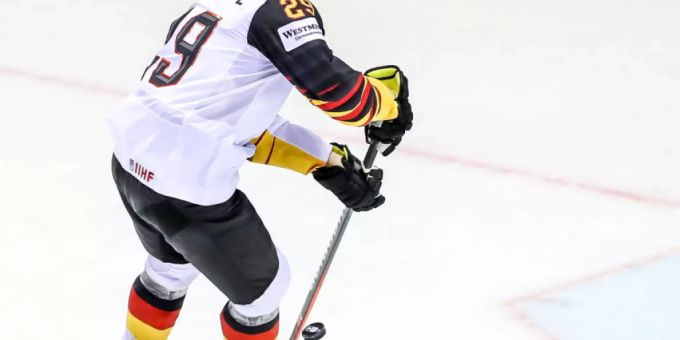 Leon Draisaitl führte Deutschland mit zwei Toren zum Sieg Leon Draisaitl führte Deutschland mit zwei Toren zum Sieg