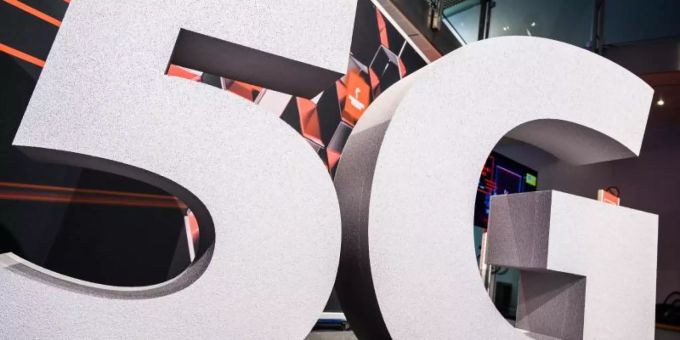 Das 5G werde auch die Bereiche Spiele, Sport und andere Unterhaltungsinhalte «revolutionieren», hiess es bei Samsung. Foto: Christophe Gateau Das 5G werde auch die Bereiche Spiele, Sport und andere Unterhaltungsinhalte «revolutionieren», hiess es bei Samsung. Foto: Christophe Gateau