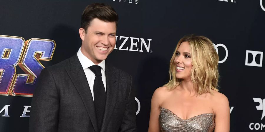 Colin Jost, Scarlett Johansson