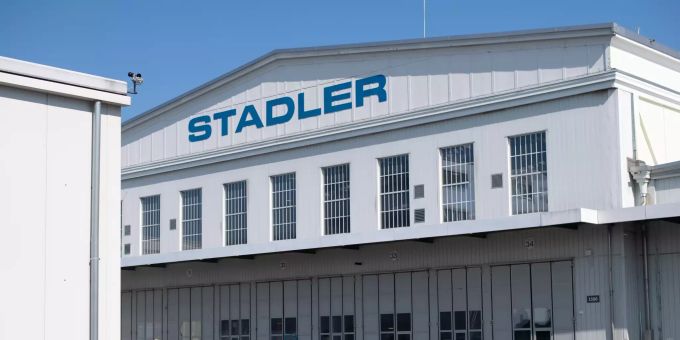 Das Stadler-Werk in Altenrhein. Eine Tochter der Schweizer Firma ist im Rennen um neue Wagen für die U Bahn Berlin. U Bahn Berlin