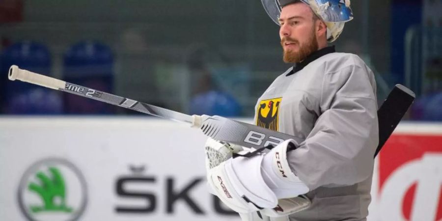 Torhüter Philipp Grubauer beim Training der deutschen Eishockey-Nationalmannschaft. Foto: Monika Skolimowska