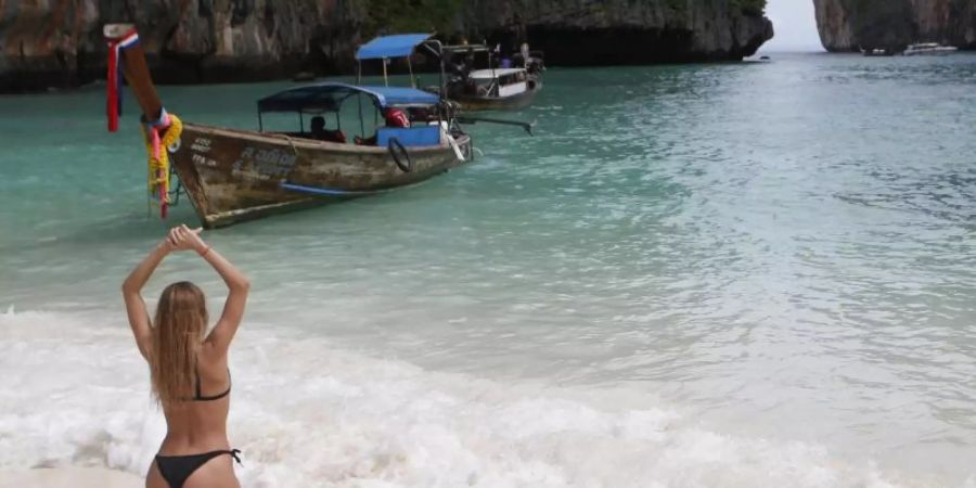 Die «Maya Bay» soll für mindestens zwei weitere Jahre nicht für Touristen zugänglich sein. Foto: Sakchai Lalit/AP