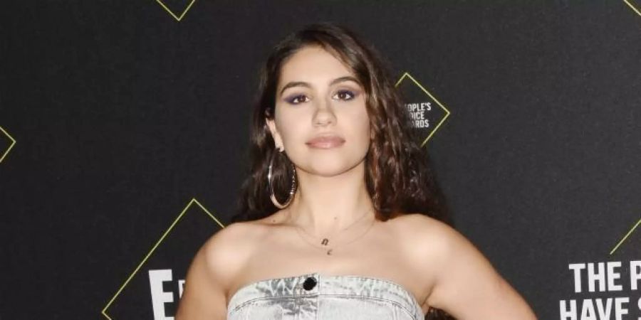 alessia cara.