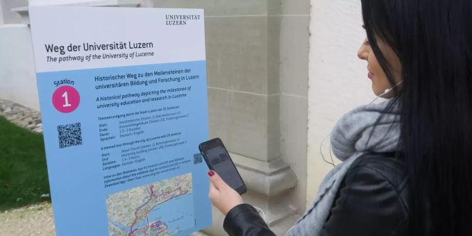 Impression von der ersten Station des Rundgangs bei der Jesuitenkirche.