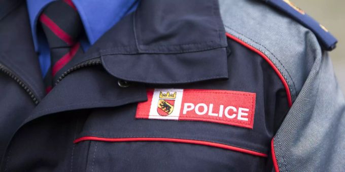 Bern: Mann von Unbekannten beraubt. Bern: Mann von Unbekannten beraubt