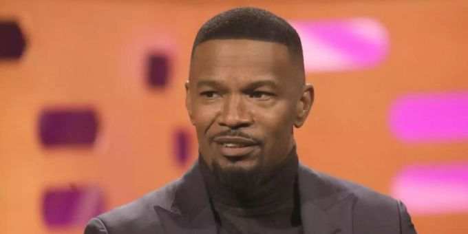 «Obwohl der Schmerz unglaublich ist, muss ich lächeln, wenn ich an all die schönen Erinnerungen denke, die sie mir hinterlassen hat», schreibt Jamie Foxx auf Instagram. Foto: Isabel Infantes/PA Wire/dpa «Obwohl der Schmerz unglaublich ist, muss ich lächeln, wenn ich an all die schönen Erinnerungen denke, die sie mir hinterlassen hat», schreibt Jamie Foxx auf Instagram. Foto: Isabel Infantes/PA Wire/dpa