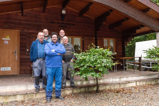 Kümern sich um's Waldhaus: Stefan, Hans, Daniel, Christoph und Bruno.