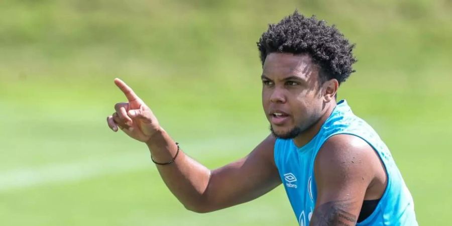 Wurde positiv auf das Coronavirus getestet: Weston McKennie. Foto: Tim Rehbein/dpa