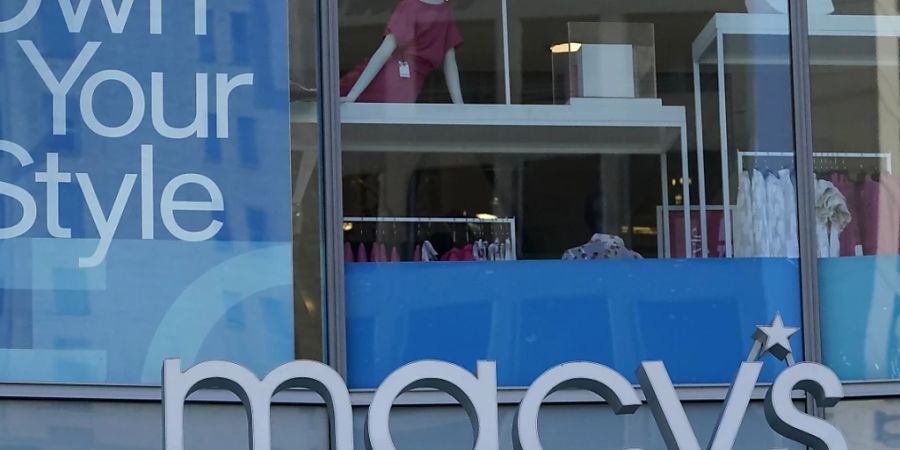 Der traditionsreiche US-Kaufhauskonzern Macy's hat laut Medienberichten ein Übernahmeangebot von Finanzinvestoren erhalten. Sie hätten eine rund 5,8 Milliarden Dollar schwere Offerte vorgelegt. (Archivbild)