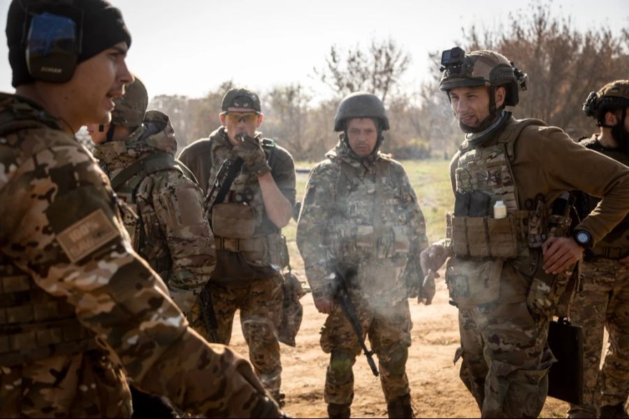 Der interviewte Soldat gehört zur Angriffsbrigade «Steel Frontier», die an der vordersten Front kämpft.