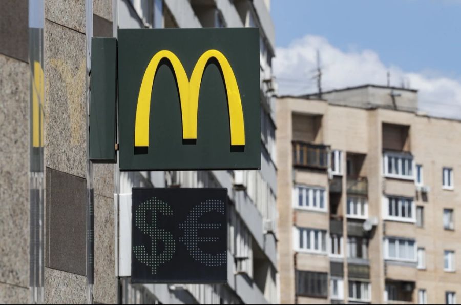 In einer McDonald's-Filiale in Birmingham (ENG) ist es zu einem kuriosen Vorfall gekommen. (Symbolbild)