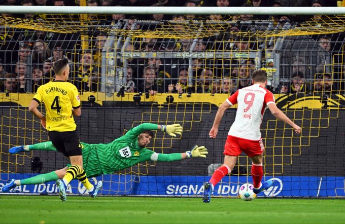 Borussia Dortmund wurde von Bayern München regelrecht auseinandergenommen. Borussia Dortmund Bayern München