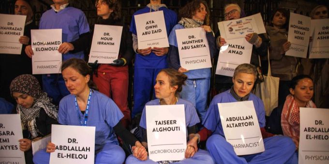 Am Freitagabend hatten bereits Mitarbeiter des britischen Gesundheitswesens eine Mahnwache on London für einen Waffenstillstand in Gaza abgehalten. Israel-Krieg London Demo