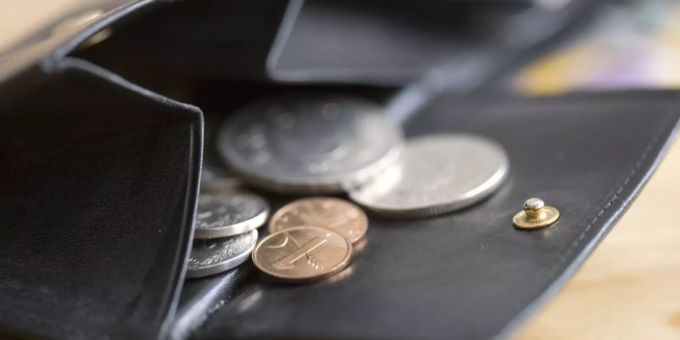 Effizient spenden - An wenige viel spenden oder an viele nur wenig?