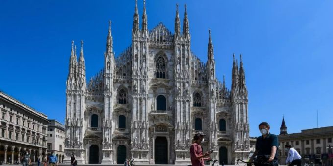 Im Mailänder Dom wurde eine Wache mit einem Messer bedroht. Mailänder Dom