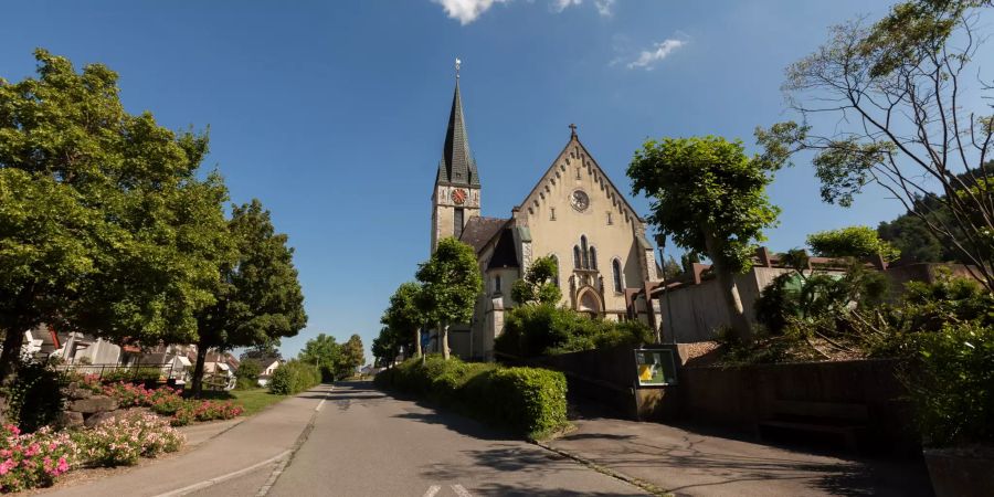 Die katholische Kirche in Spreitenbach.