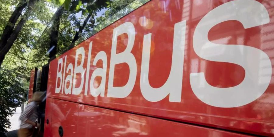 Blablabus nimmt Ende Juni seinen Fahrbetrieb wieder auf. Ab dem 9. Juli soll es auch wieder ins europäische Ausland gehen. Foto: Christoph Soeder/dpa