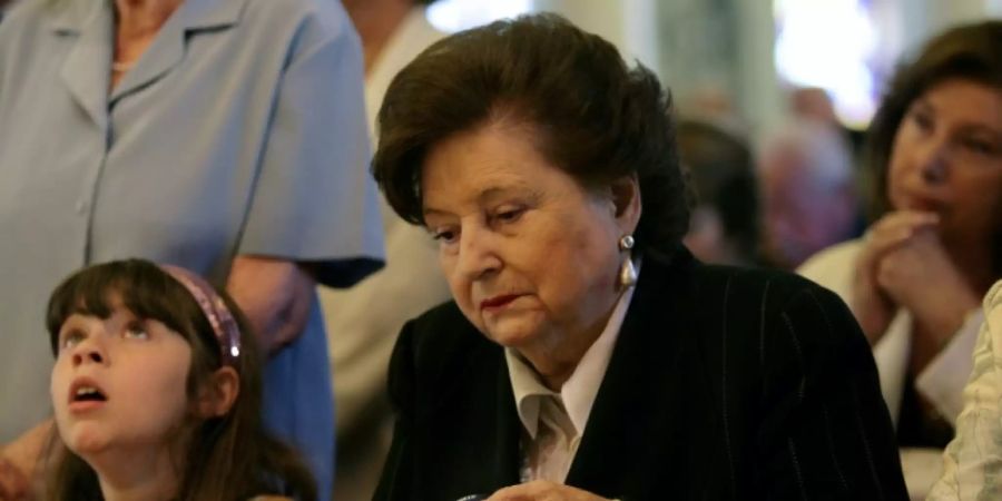 Lucia Hiriart bei einem Gottesdienst 2007